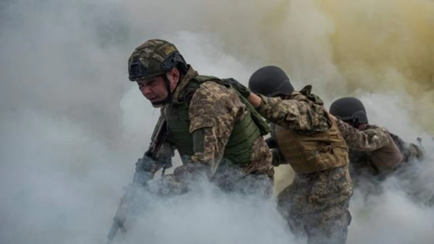 Карти лінії фронту за даними ISW на Костянтинівському, Дніпропетровському та Запорізькому напрямках.